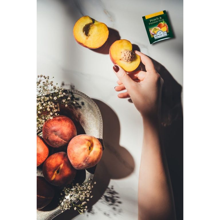 Ahmad Tea Peach & Passion Fruit Tea (20TB)