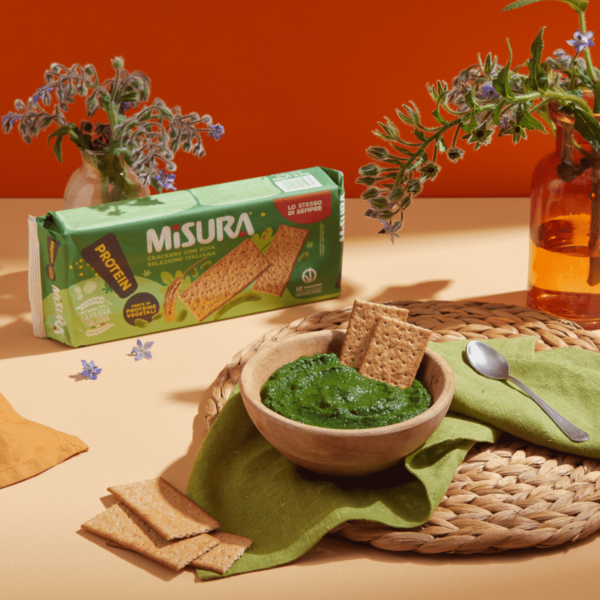 misura protein cracker with soy 400g lifestyle