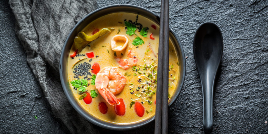 Differences between Tom Yum vs. Tom Kha vs. Tom Som