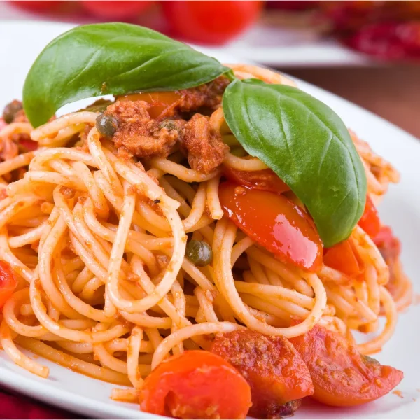 Spaghetti-piccanti-con-tonno
