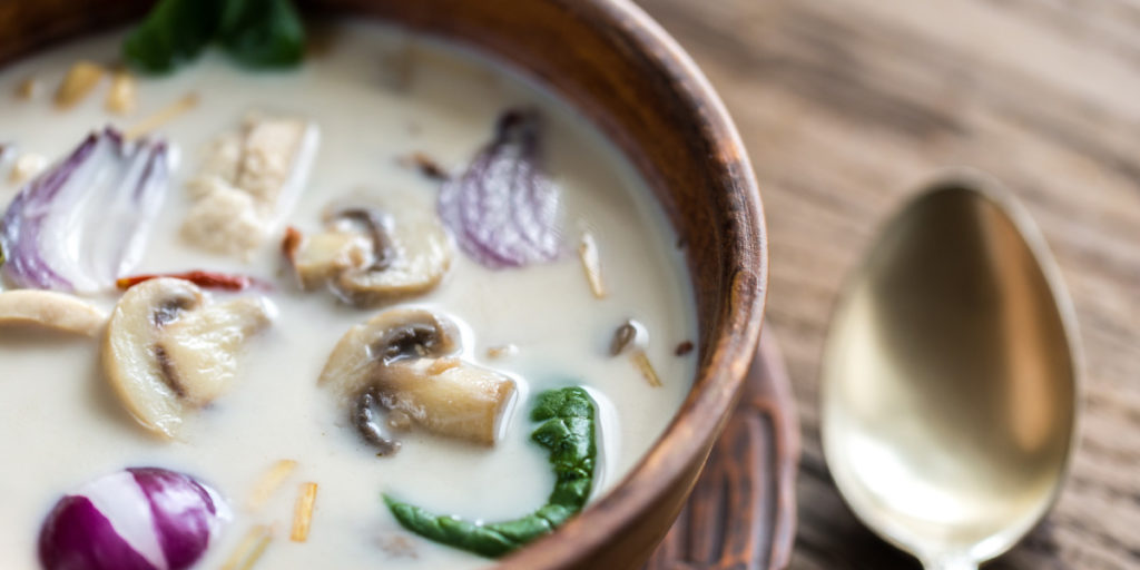 Differences between Tom Yum vs. Tom Kha vs. Tom Som